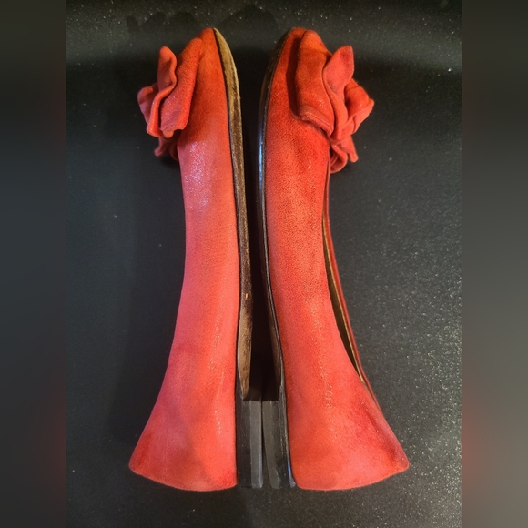 AGL Shimmering Red Suede Ballet Flats with Double Bow, Size 35.5 - Picture 4 of 14